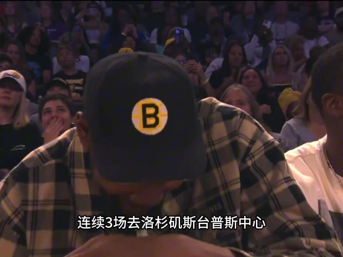 KD凡心大動？連續(xù)三場盯梢火花隊(duì)皮衣布林克庫里‘準(zhǔn)妹夫’上線？